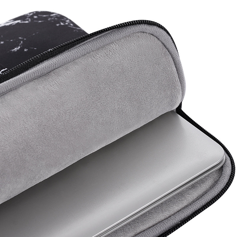 Laptophoes 13.3 Inch - Sleeve met Handvat - Zwart Marmer - 123laptophoezen.nl