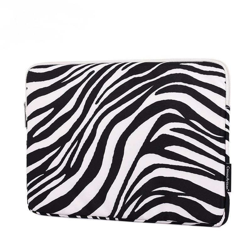 Laptophoes 13.3 Inch - GV Sleeve - Zebra - 123laptophoezen.nl