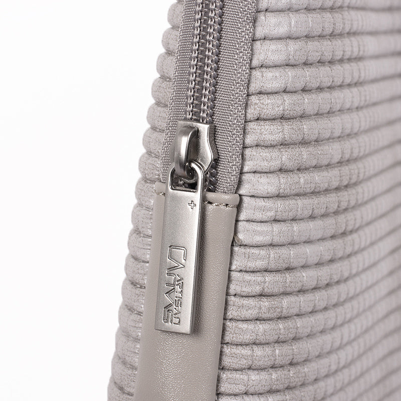 Laptophoes 13.3 Inch - GV Sleeve - Beige - 123laptophoezen.nl