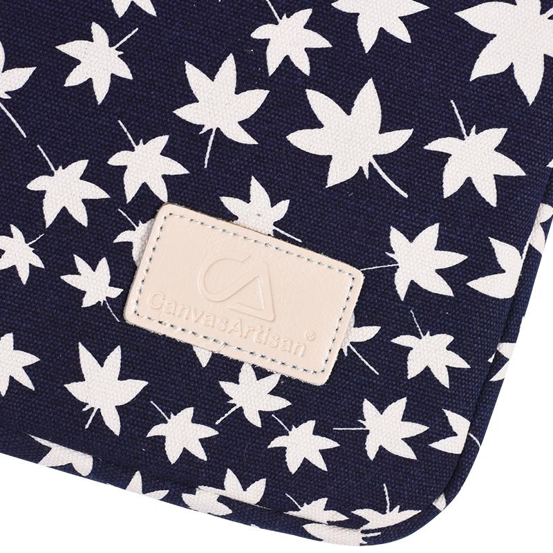 Laptophoes 13.3 Inch - GV Sleeve - White Leaves - 123laptophoezen.nl